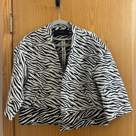 Zebra Print Zara Blazer - Picture 2 of 7